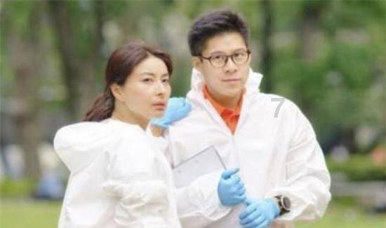 张清林:林豆豆的丈夫,在妻子有难时,对妻子不离不弃始终如一